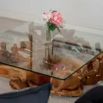 Exclusive Riverfront With Ac & Parking In By Renters