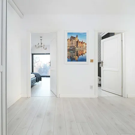Appartement Exclusive Riverfront With Ac & Parking In By Renters *